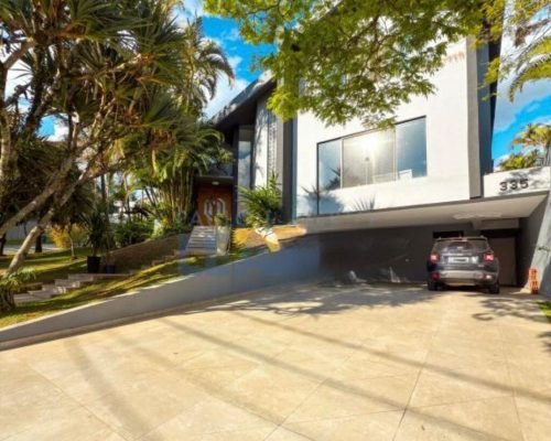 WhatsApp Image 2025-09-30 at 15.49.36 (1)