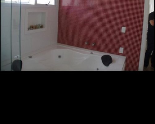 WhatsApp Image 2025-11-17 at 15.24.02 (1)